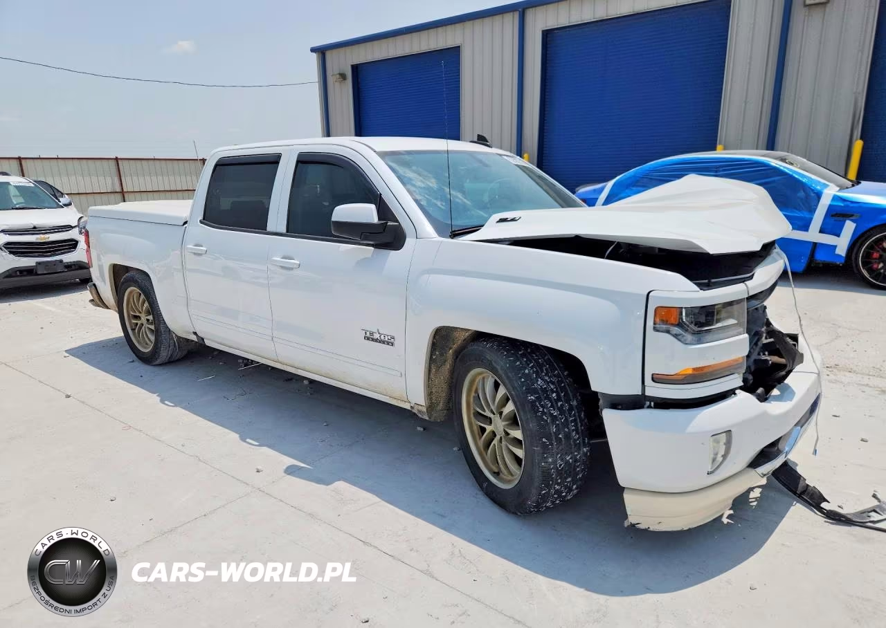 2018 Chevrolet Silverado K1500 Lt VIN:3GCUKRECXJG495355 - 4