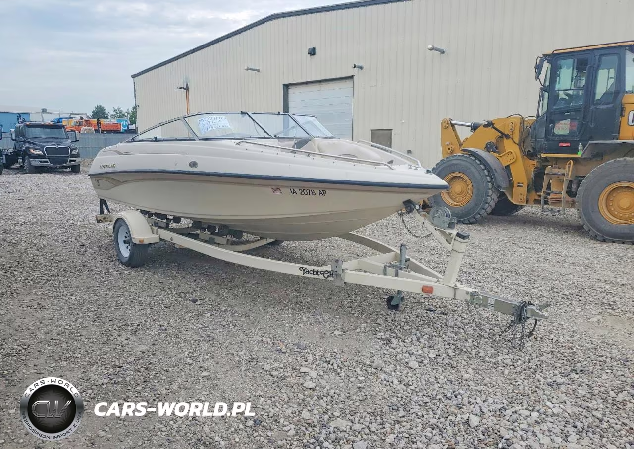 2000 Crownline Boat180Br