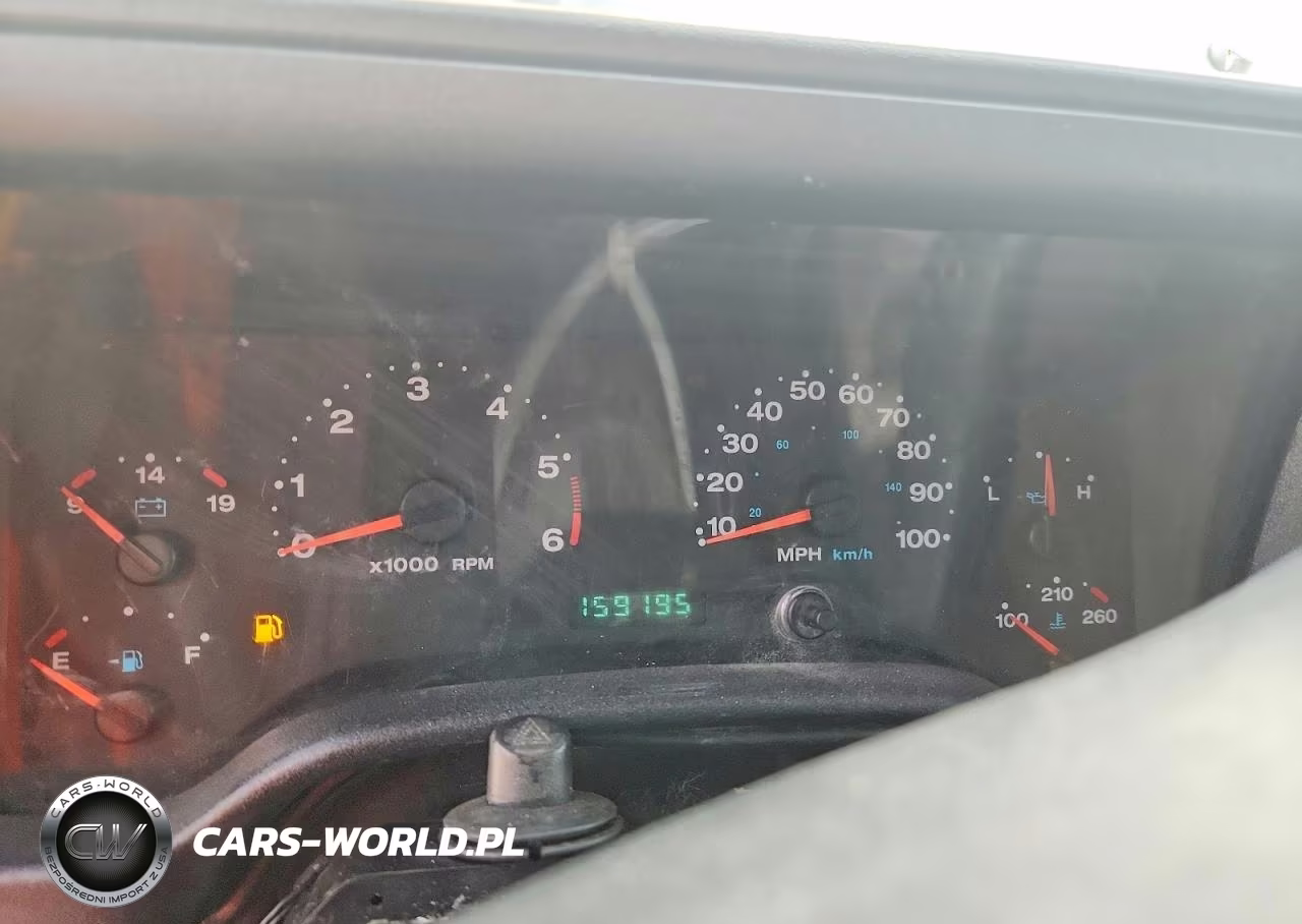 2005 Jeep Wrangler X VIN:1J4FA39S15P358777 - 10