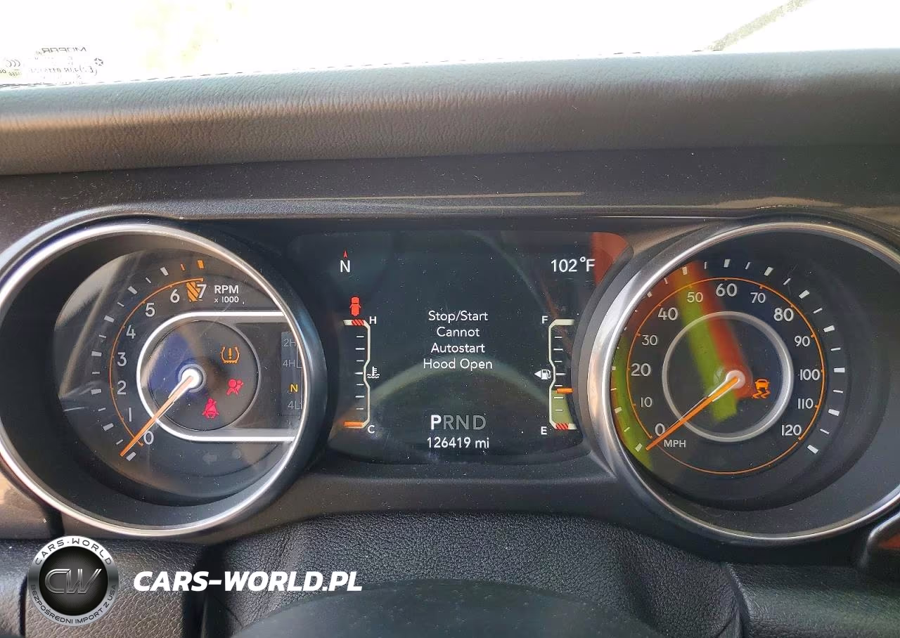 2021 Jeep Wrangler Unlimited Sahara VIN:1C4HJXEG4MW519733 - 9