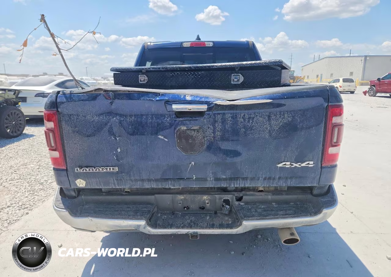 2020 Ram 1500 Laramie VIN:1C6SRFJT9LN263242 - 6