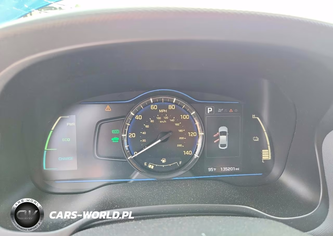 2017 Hyundai Ioniq Blue VIN:KMHC65LC8HU022150 - 10