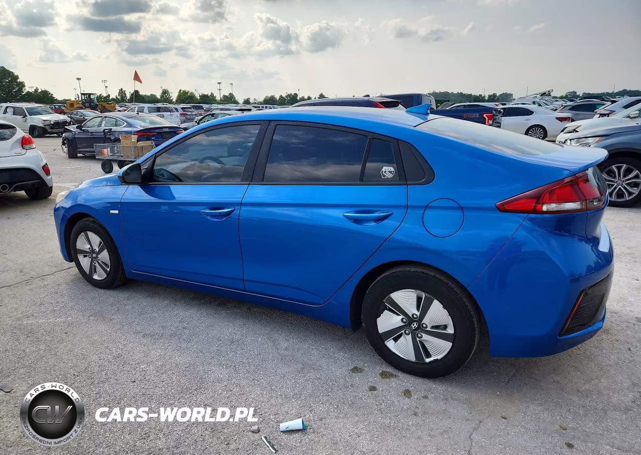 2017 Hyundai Ioniq Blue VIN:KMHC65LC8HU022150 - 2