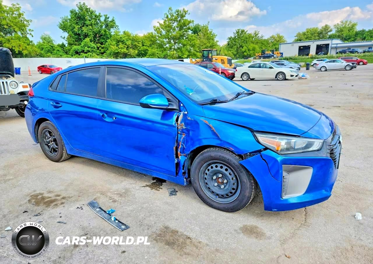2017 Hyundai Ioniq Blue VIN:KMHC65LC8HU022150 - 5