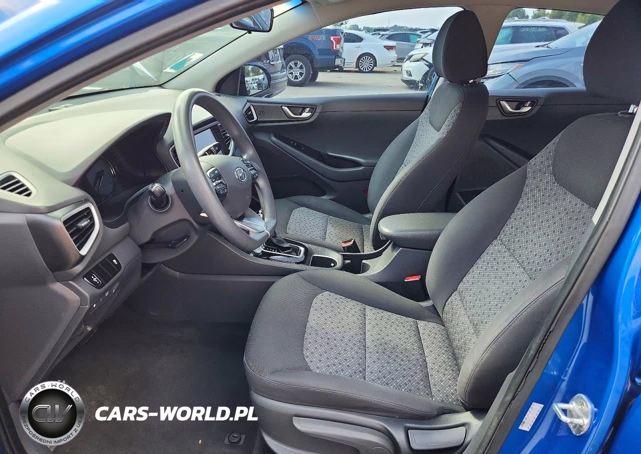 2017 Hyundai Ioniq Blue VIN:KMHC65LC8HU022150 - 8