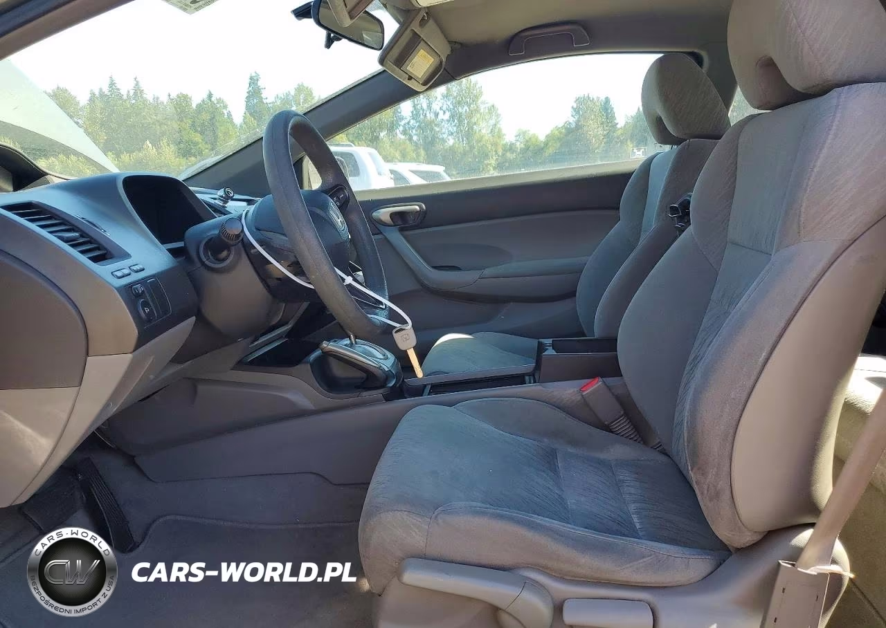 2007 Honda Civic Lx VIN:2HGFG12647H505446 - 7