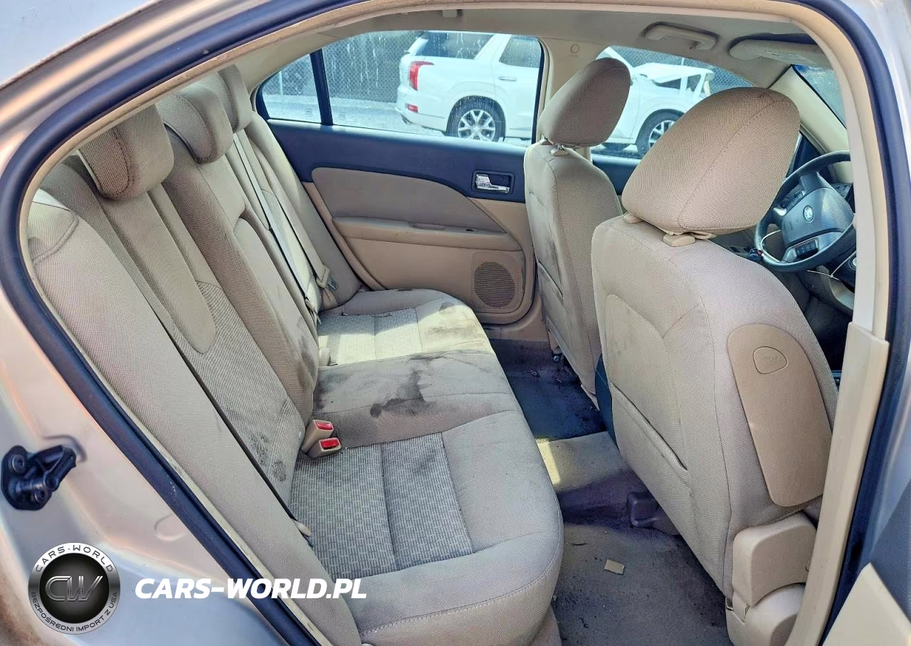 2010 Ford Fusion Se VIN:3FAHP0HA4AR157551 - 10