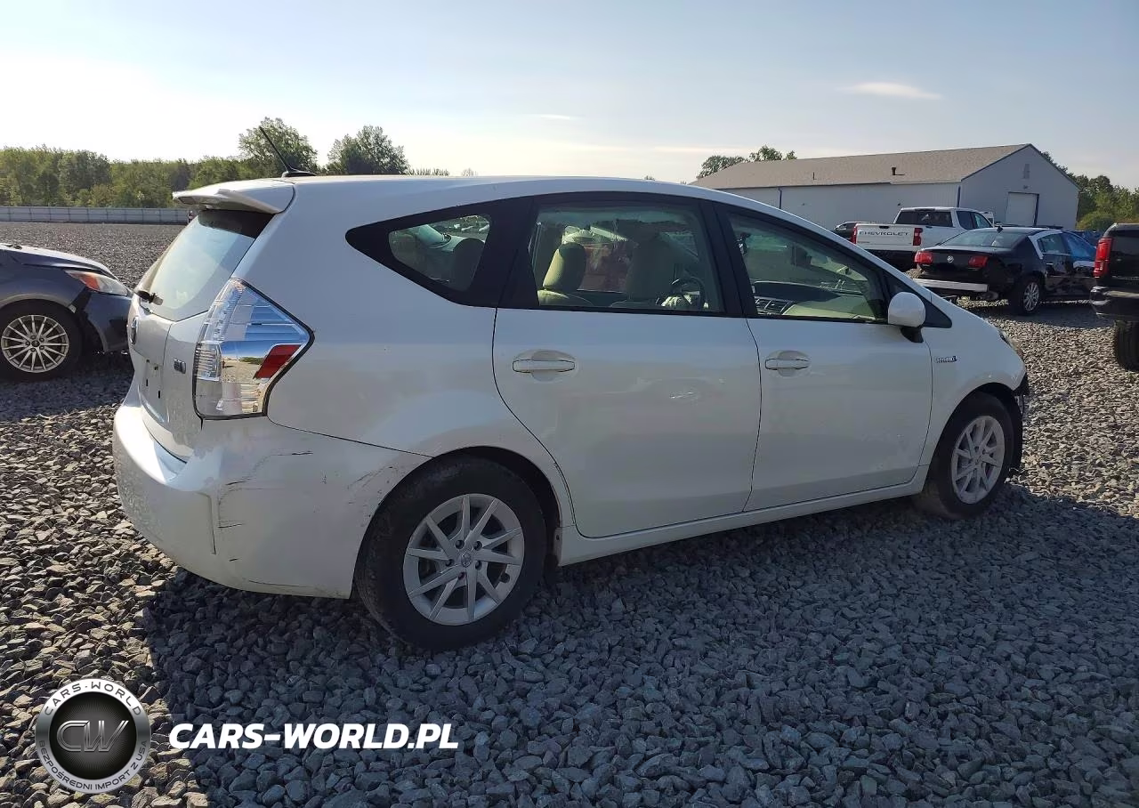 2014 Toyota Prius V Three VIN:JTDZN3EU0EJ010034 - 3