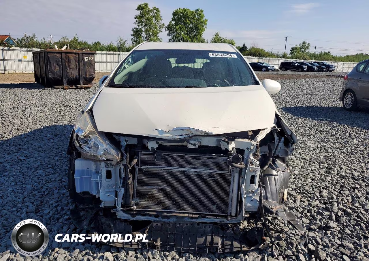 2014 Toyota Prius V Three VIN:JTDZN3EU0EJ010034 - 5