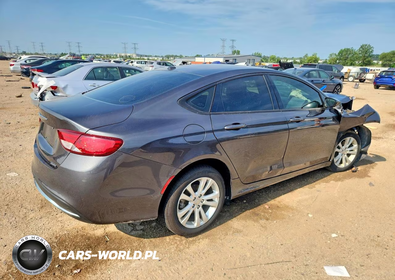 2015 Chrysler 200 Limited VIN:1C3CCCABXFN527954 - 3