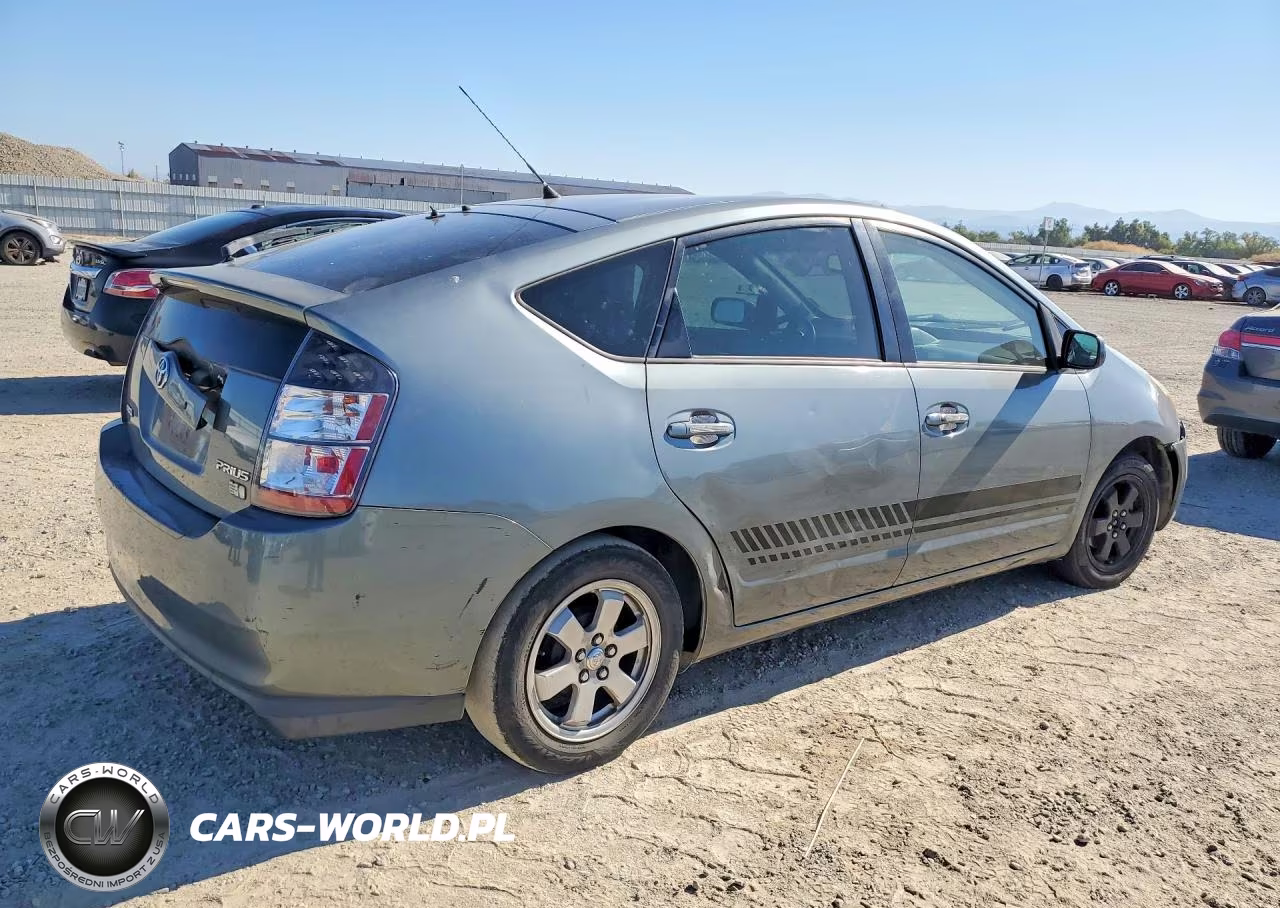 2005 Toyota Prius VIN:JTDKB20UX53101439 - 3