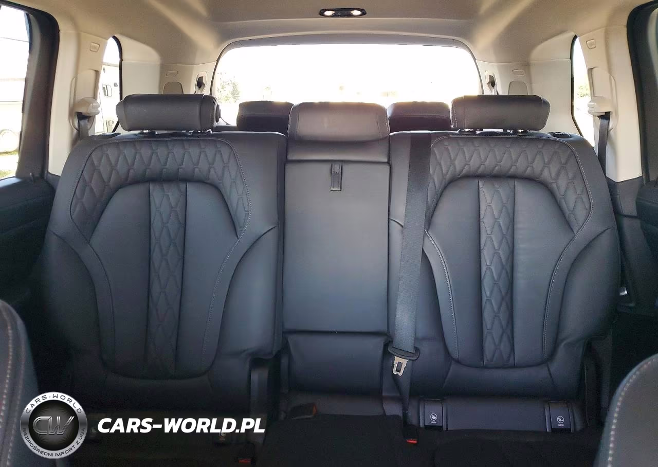 2020 BMW X7 xDrive40I VIN:5UXCW2C0XL9B11482 - 10