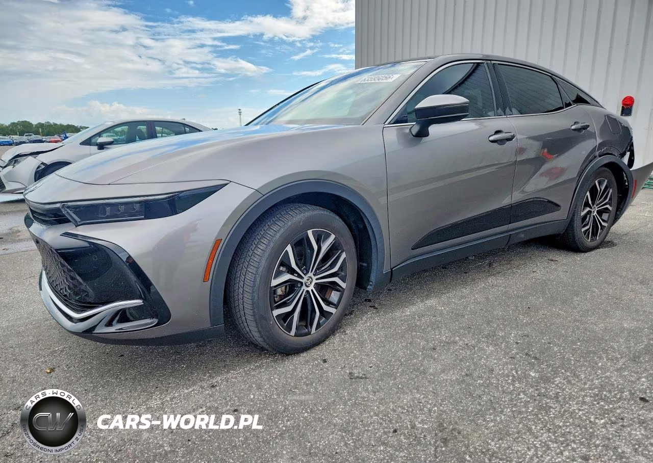 2023 Toyota Crown Limited – zdjęcie 1 z 13