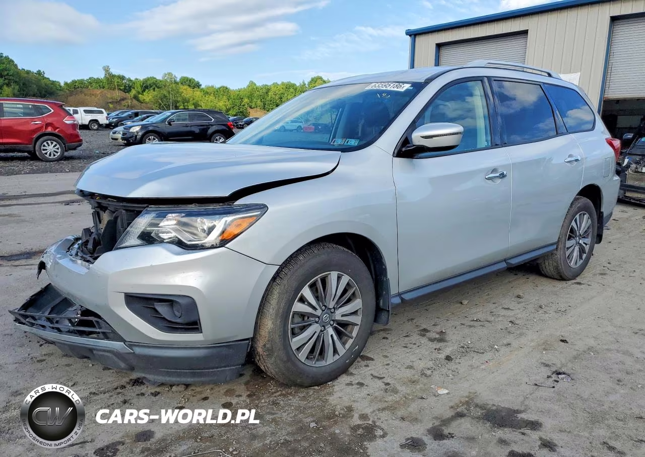 2020 Nissan Pathfinder S