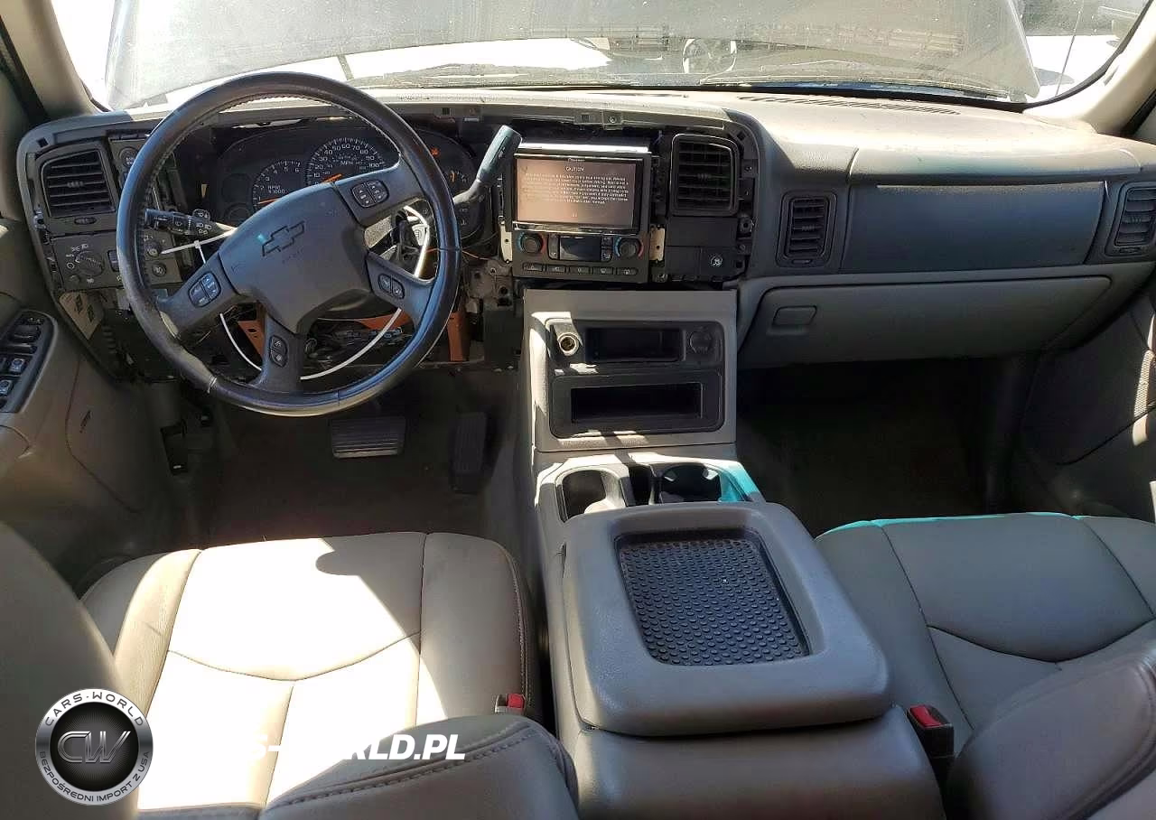 2005 Chevrolet Tahoe K1500 VIN:1GNEK13T85R251659 - 8