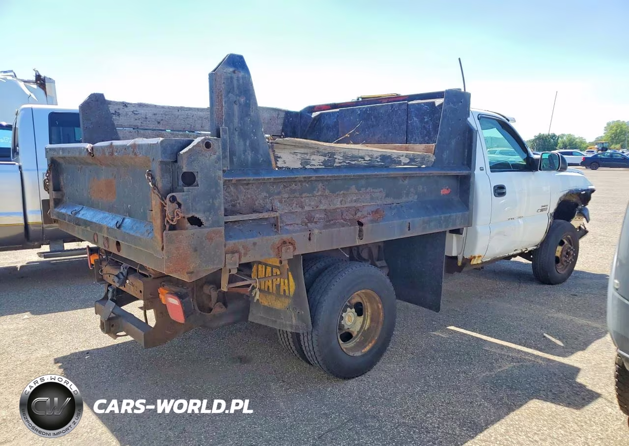 2004 Chevrolet Silverado Dump Truck VIN:1GBJK34154E148094 - 3