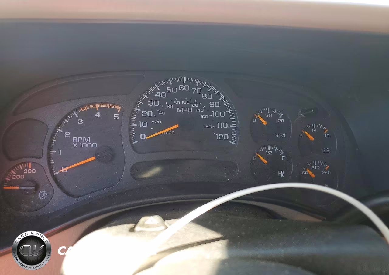 2004 Chevrolet Silverado Dump Truck VIN:1GBJK34154E148094 - 9