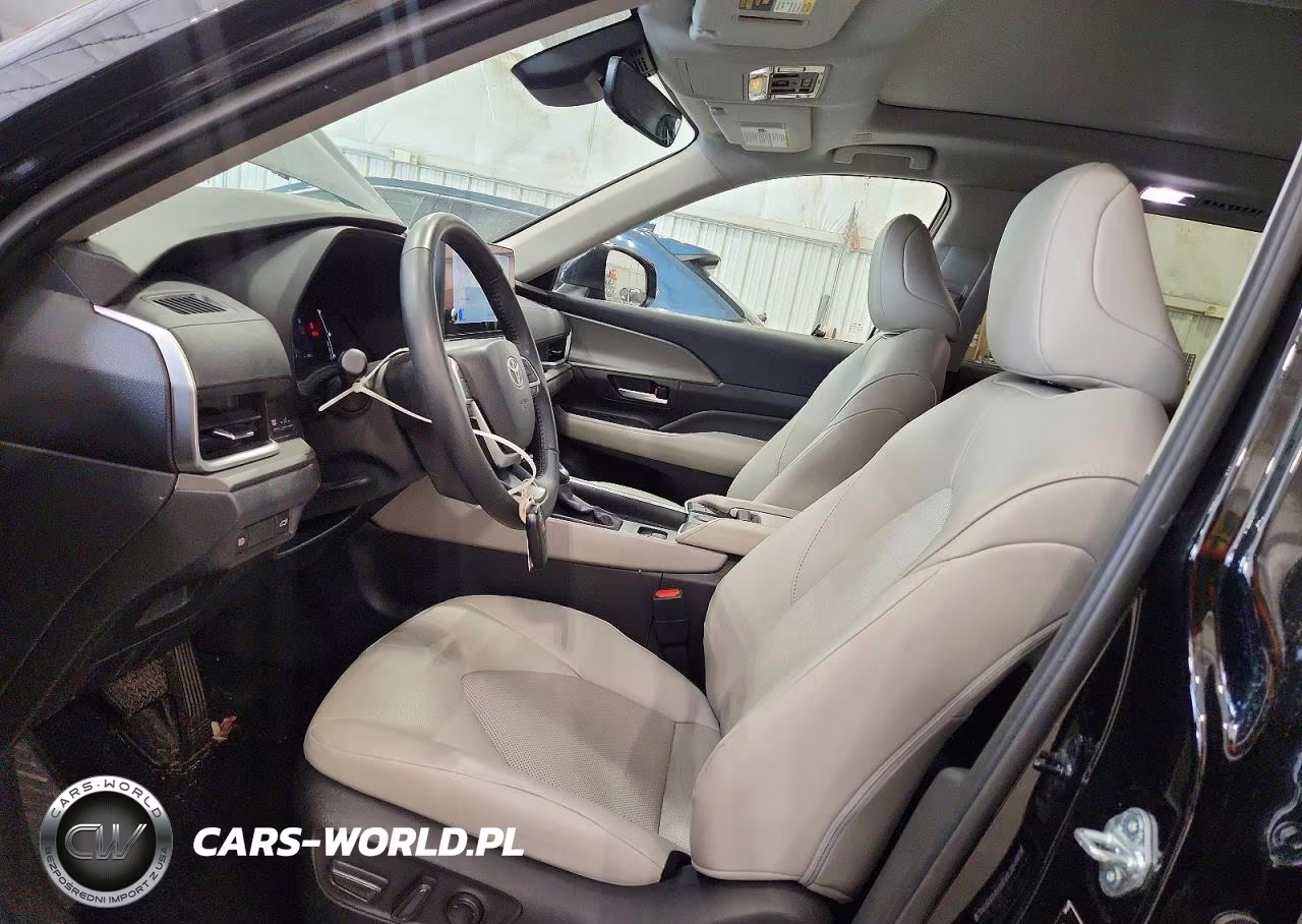 2025 Toyota Grand Highlander Xle VIN:5TDAAAB55SS087667 - 7