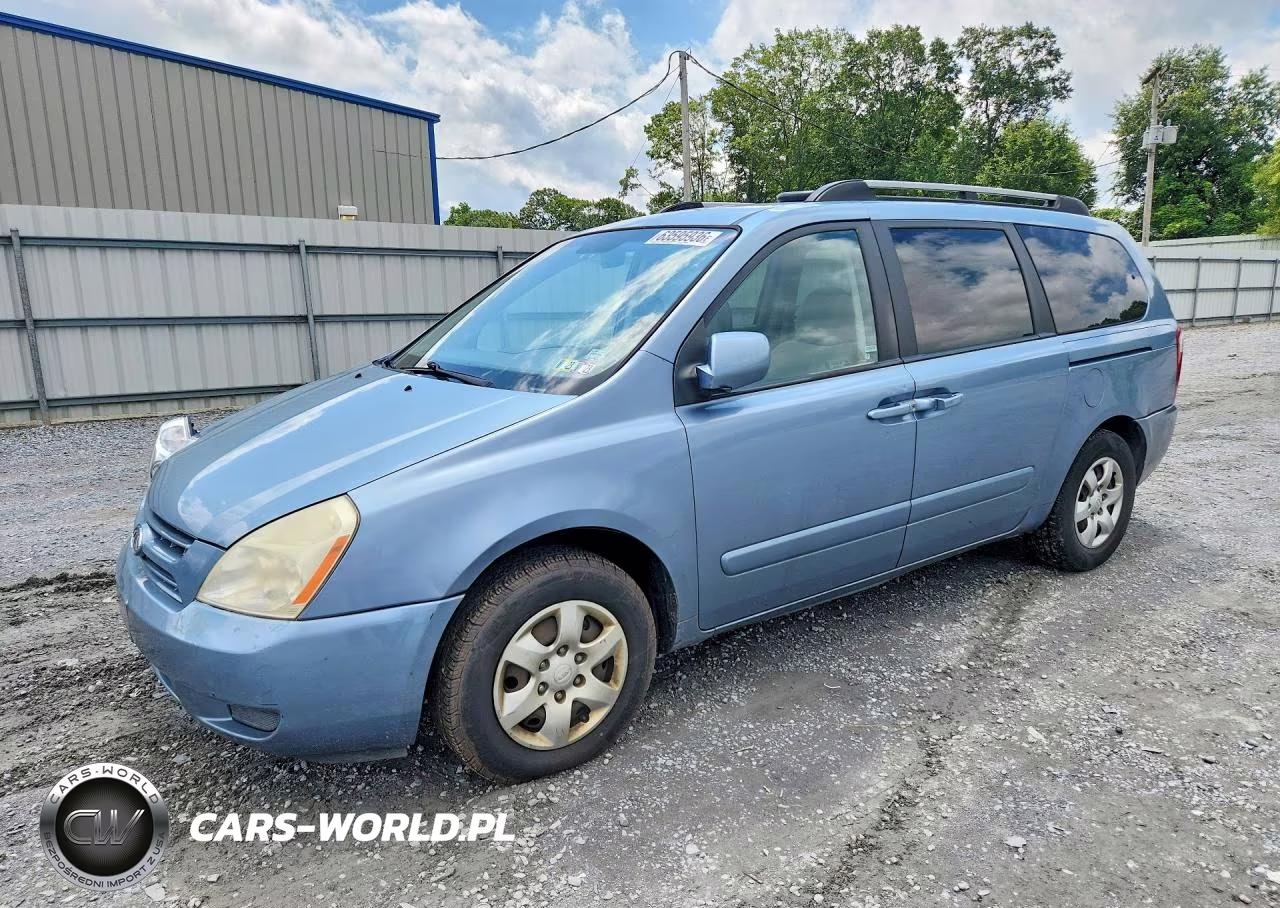 2008 Kia Sedona Lx