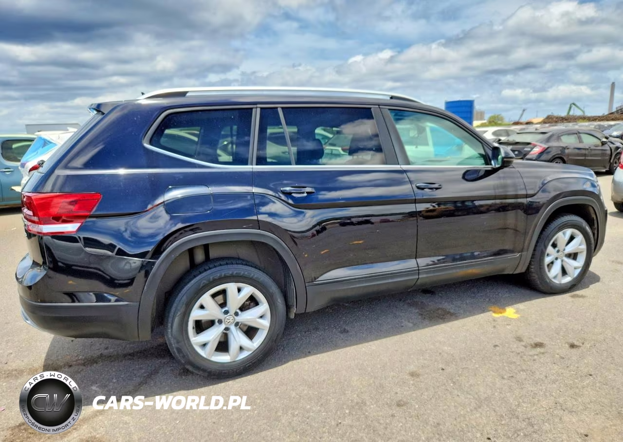 2018 Volkswagen Atlas Se VIN:1V2CR2CA1JC570879 - 3