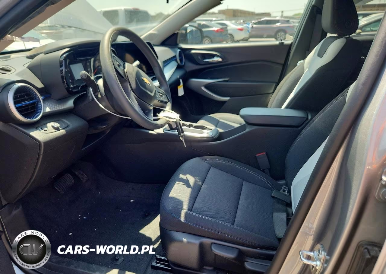 2026 Chevrolet Trax Ls VIN:KL77LFEP0TC070970 - 7