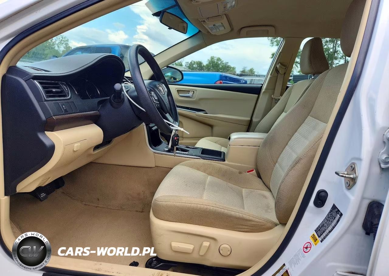2016 Toyota Camry Le VIN:4T4BF1FKXGR569092 - 7