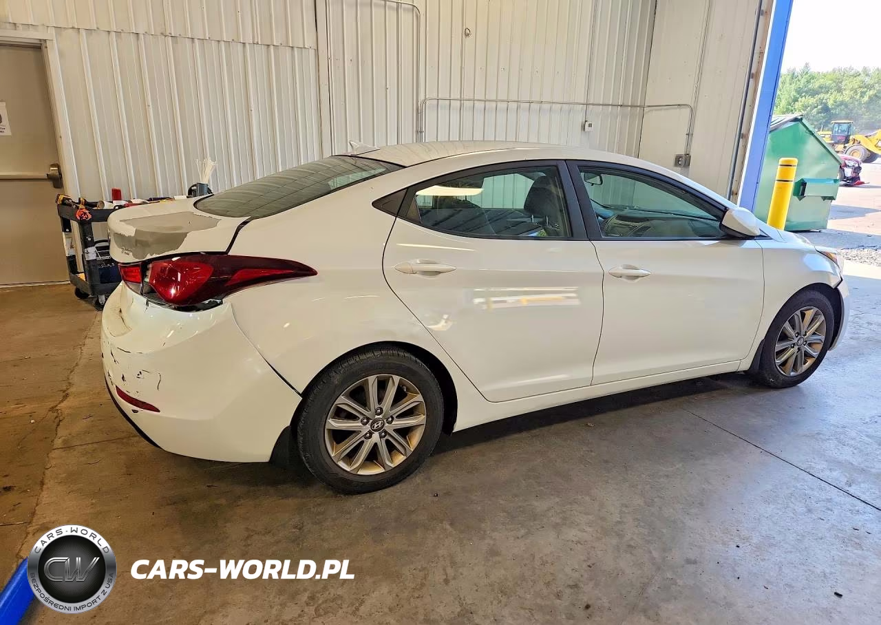 2015 Hyundai Elantra Se VIN:5NPDH4AE1FH585579 - 3