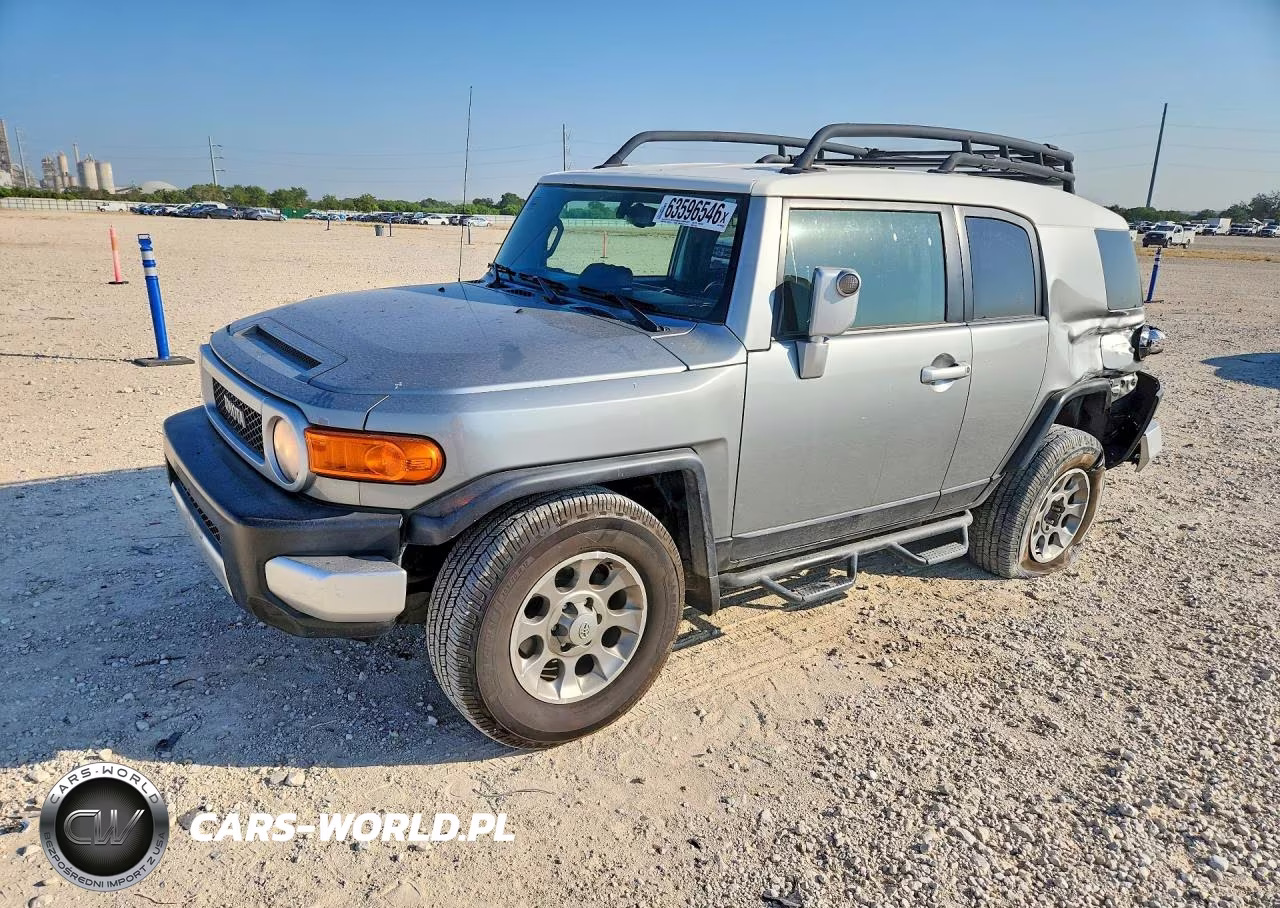 2011 Toyota Fj Cruiser Base