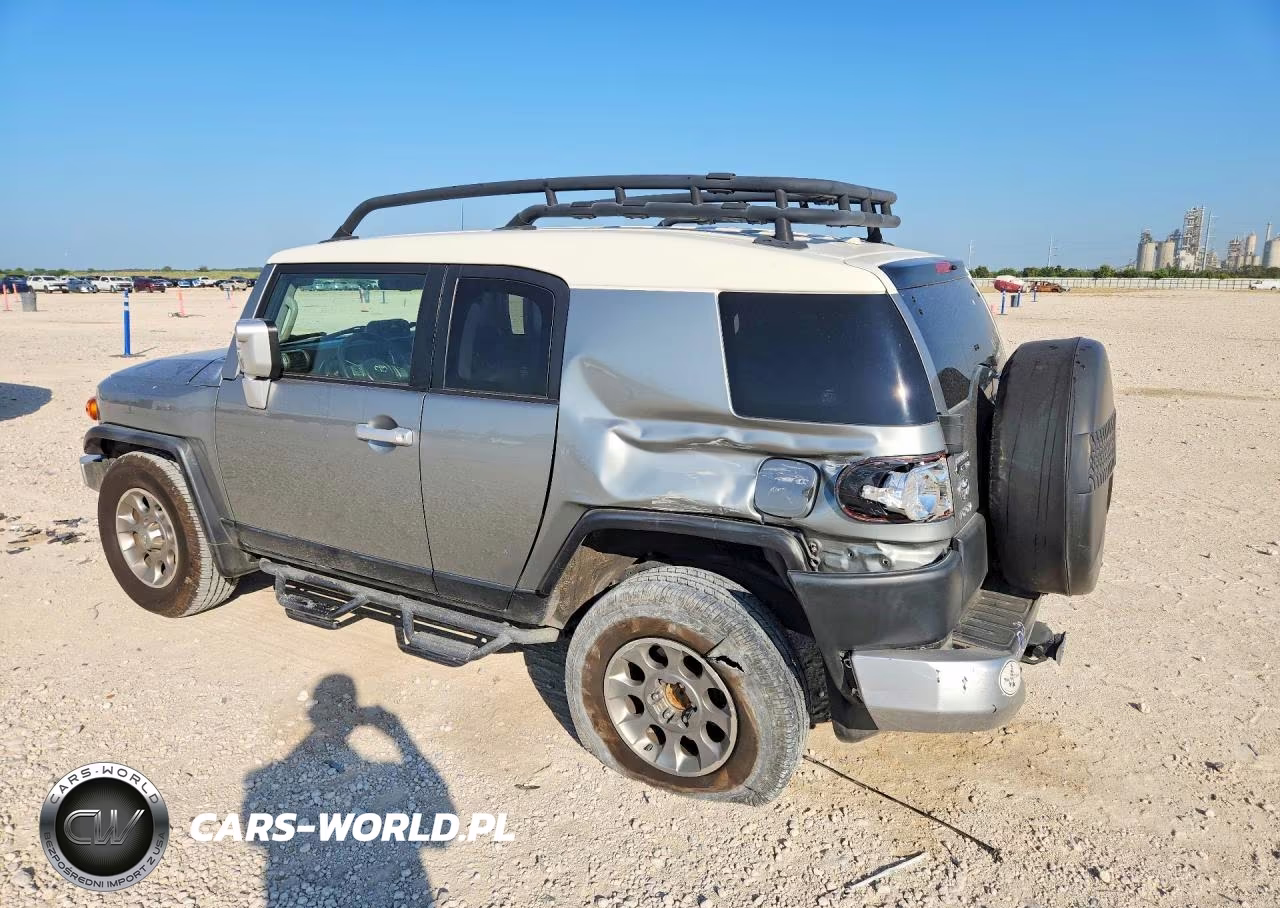 2011 Toyota Fj Cruiser Base VIN:JTEZU4BFXBK011496 - 2