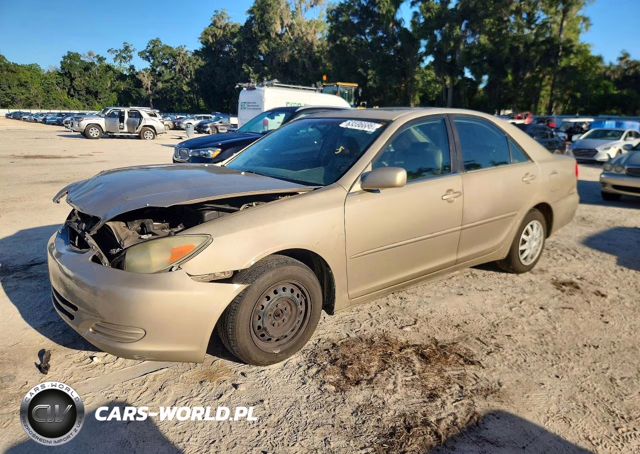 2004 Toyota Camry Le