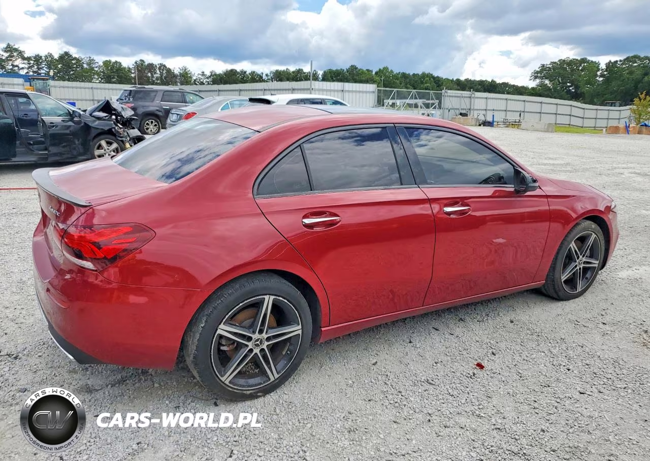 2021 Mercedes-Benz A 220 4Matic VIN:W1K3G4FB7MJ298531 - 3