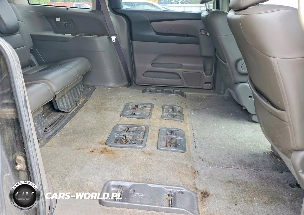 2013 Honda Odyssey Touring VIN:5FNRL5H99DB059487 - 11