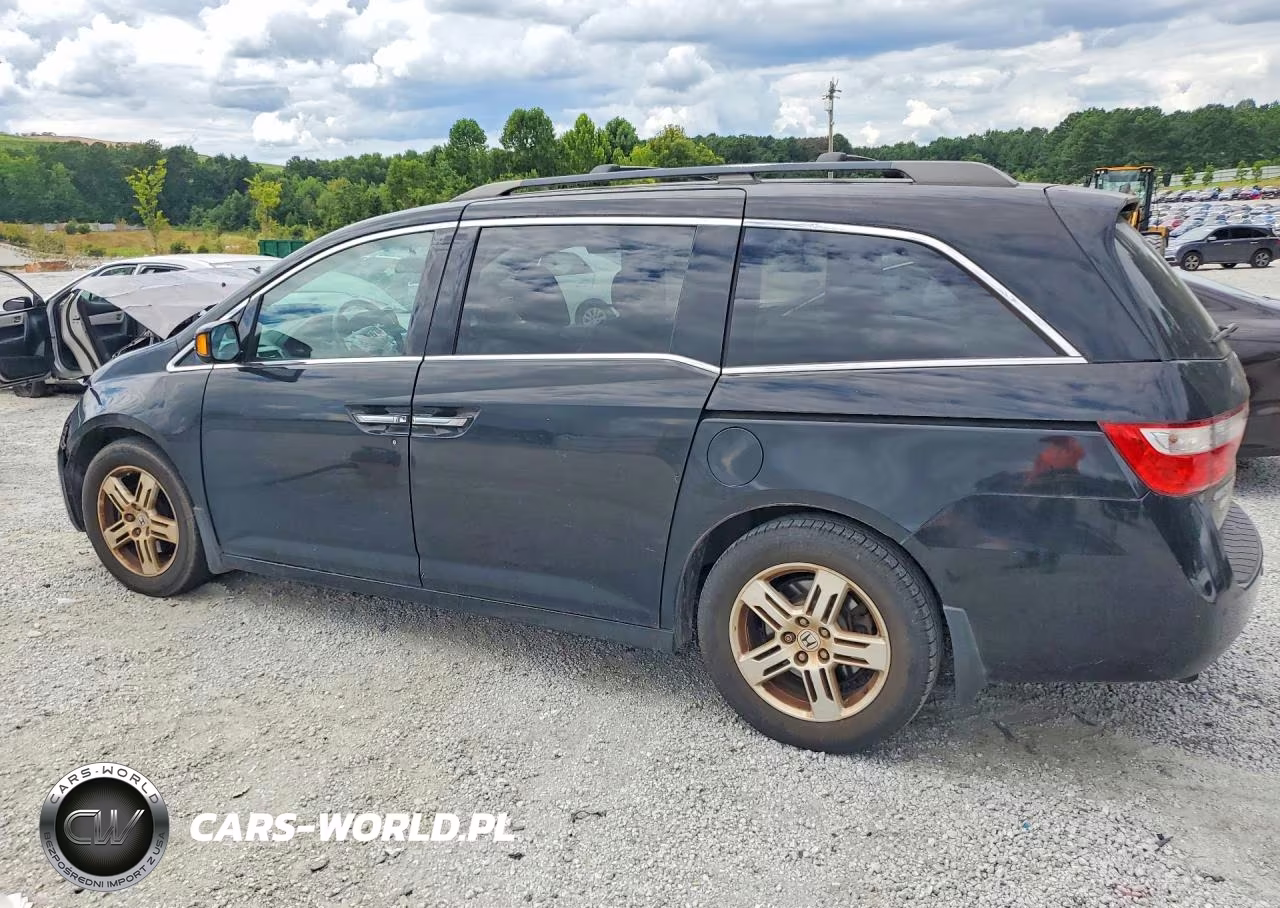 2013 Honda Odyssey Touring VIN:5FNRL5H99DB059487 - 2