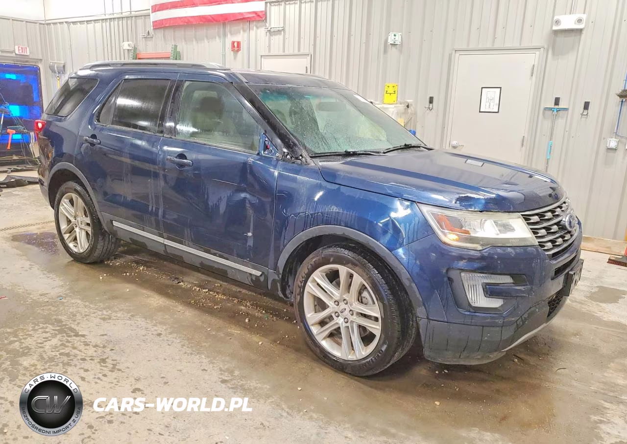 2017 Ford Explorer Xlt VIN:1FM5K7D85HGB87856 - 4