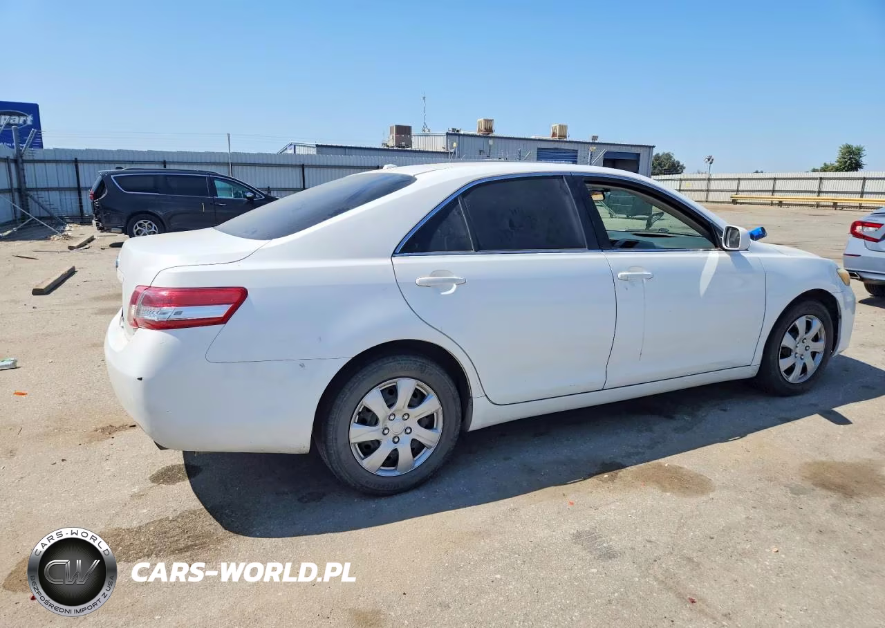2011 Toyota Camry Le VIN:4T4BF3EK5BR119095 - 3