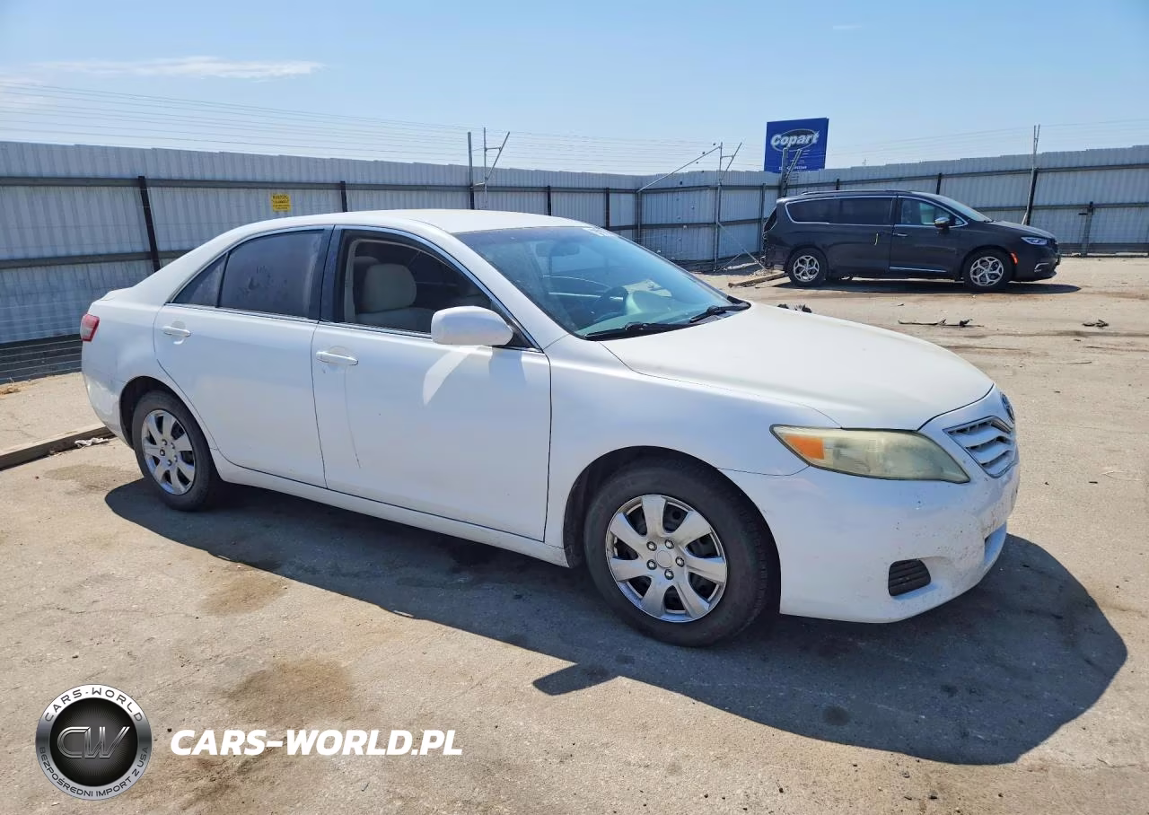2011 Toyota Camry Le VIN:4T4BF3EK5BR119095 - 4
