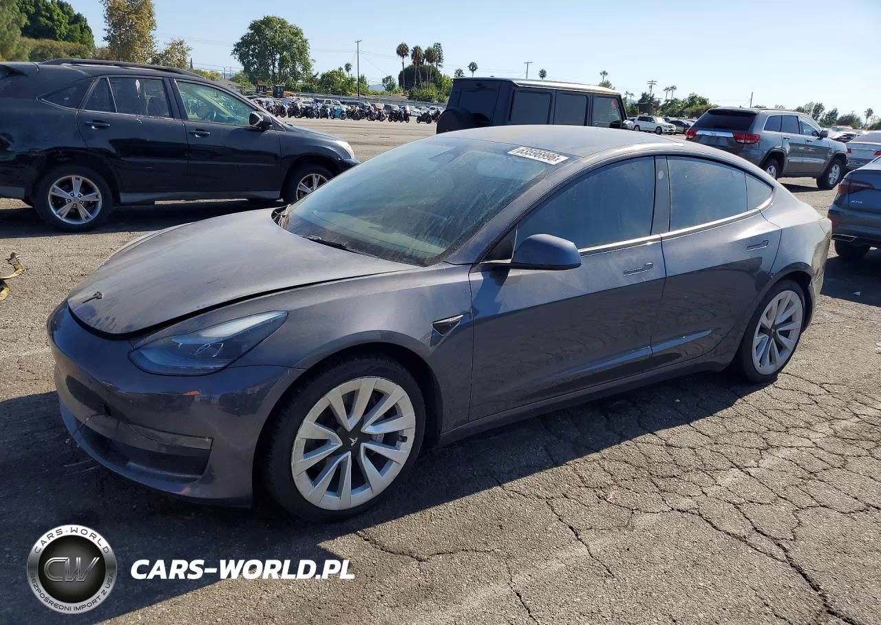 2022 Tesla Model 3 – zdjęcie 1 z 12
