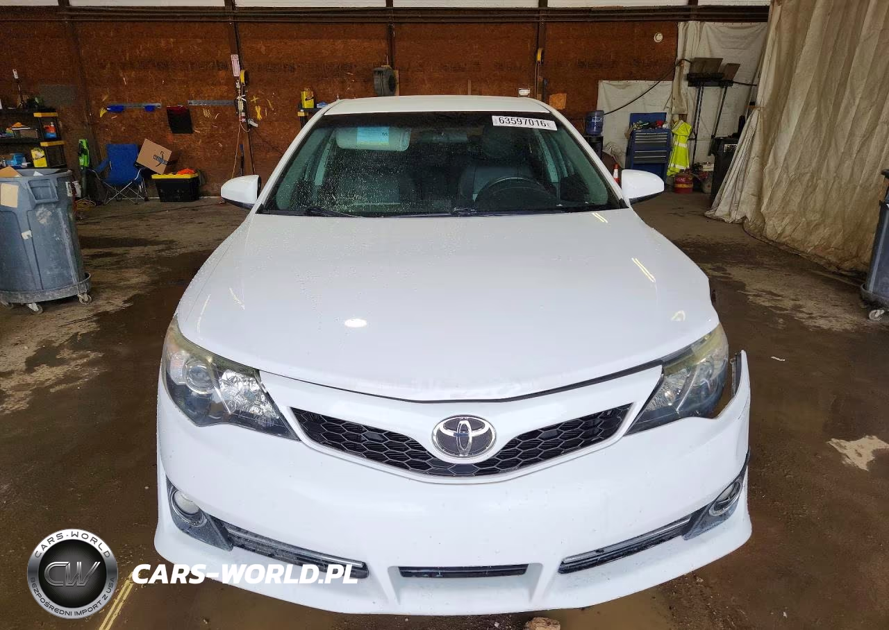 2014 Toyota Camry Se VIN:4T1BF1FK8EU312018 - 5