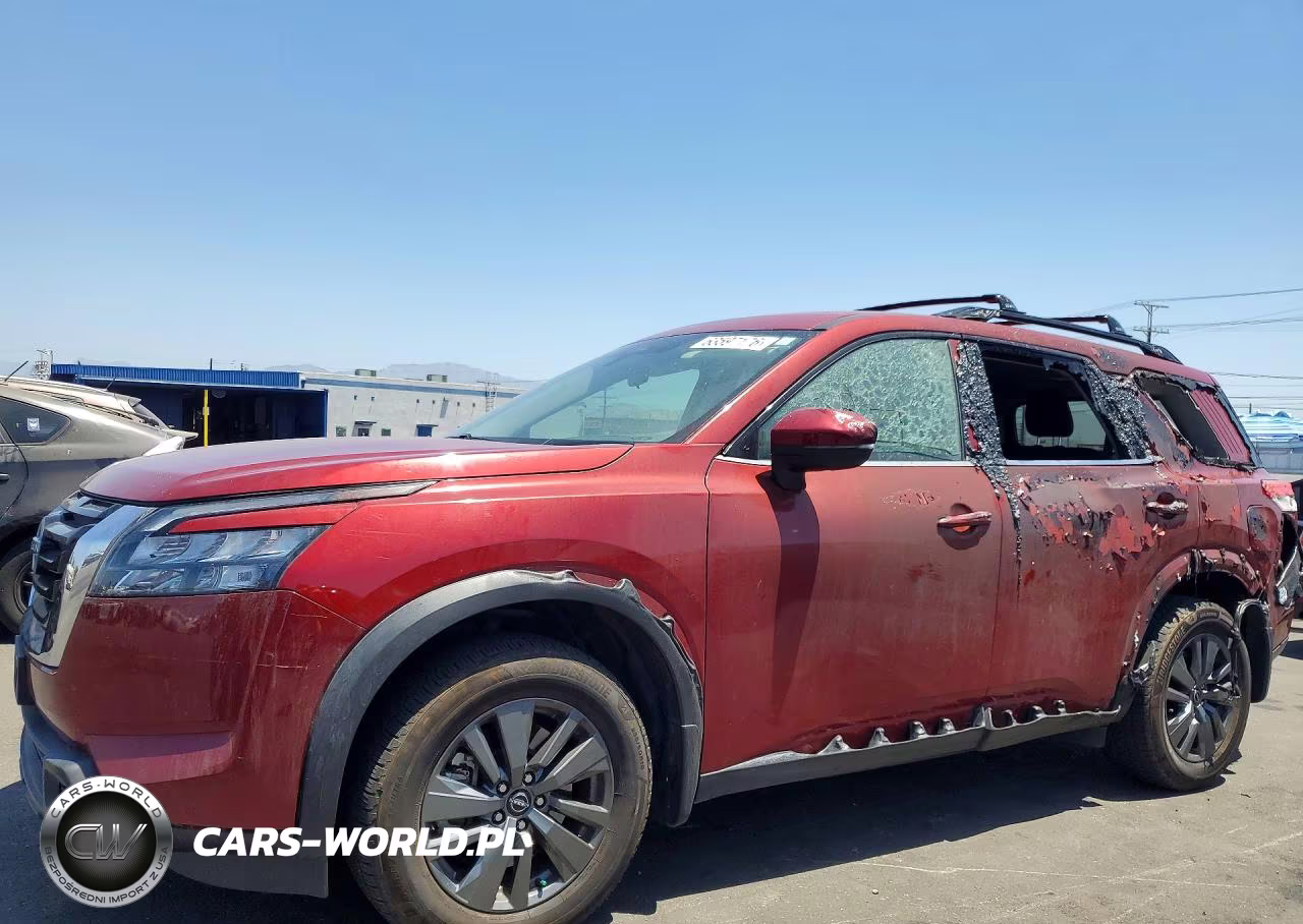 2023 Nissan Pathfinder Sv