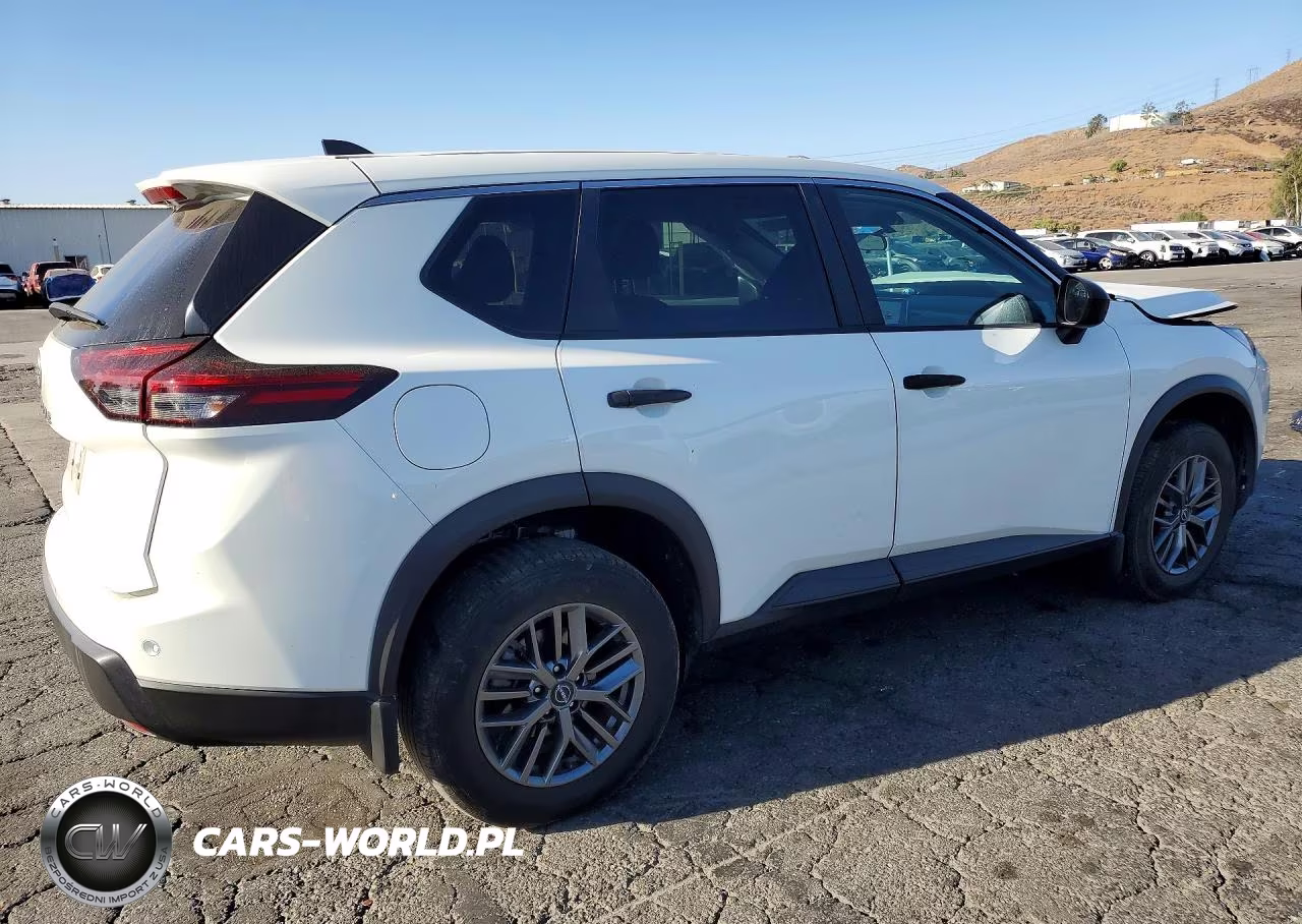2024 Nissan Rogue S VIN:5N1BT3AA7RC670662 - 3