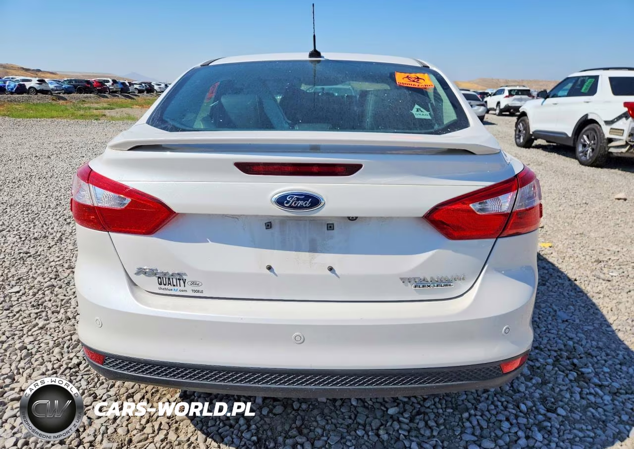 2013 Ford Focus Titanium VIN:1FADP3J25DL263593 - 6