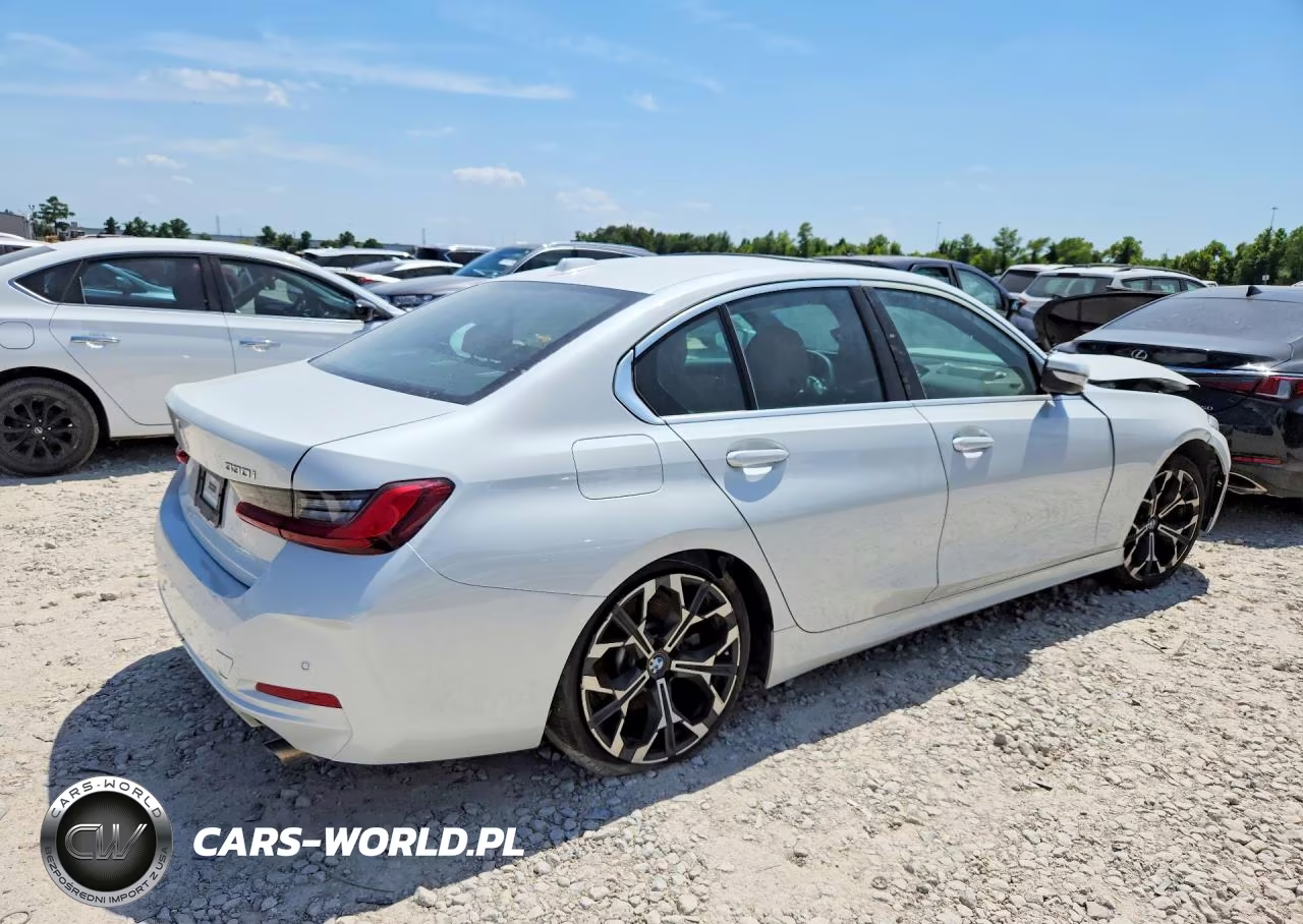 2026 BMW 330Xi VIN:3MW89CW00T8G10165 - 3