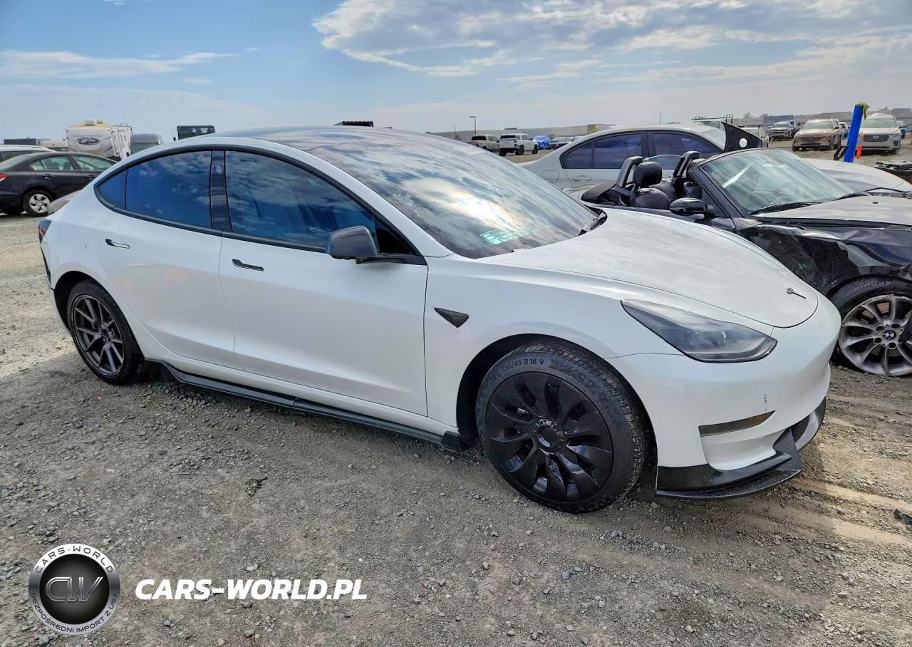 2023 Tesla Model 3 VIN:5YJ3E1EA6PF565211 - 4