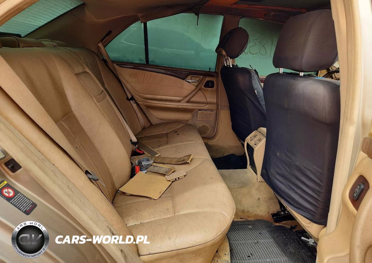 2000 Mercedes-Benz E 320 VIN:WDBJF65J6YB126837 - 10