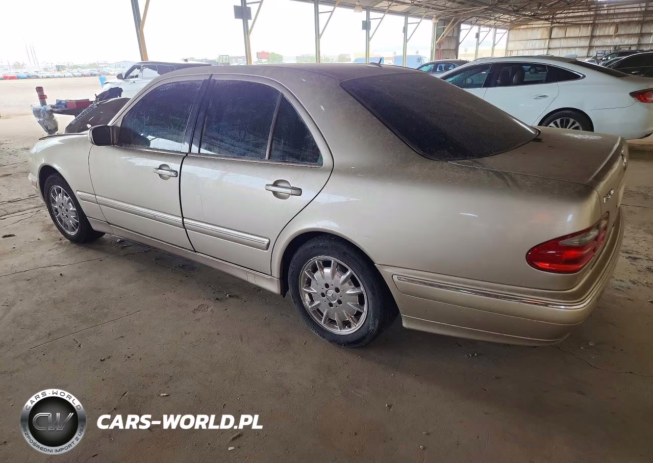 2000 Mercedes-Benz E 320 VIN:WDBJF65J6YB126837 - 2