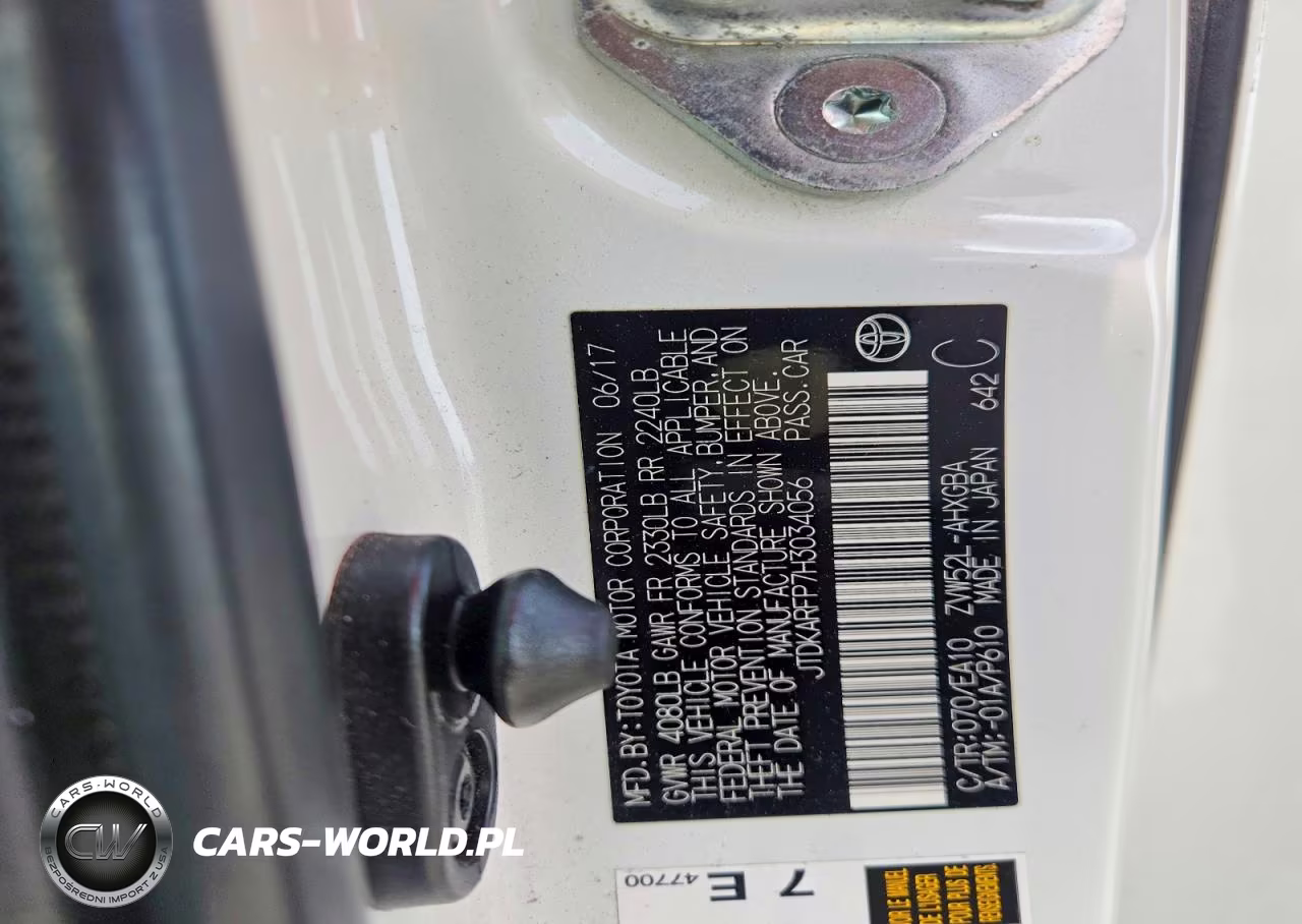 2017 Toyota Prius Prime Advanced VIN:JTDKARFP7H3034056 - 12