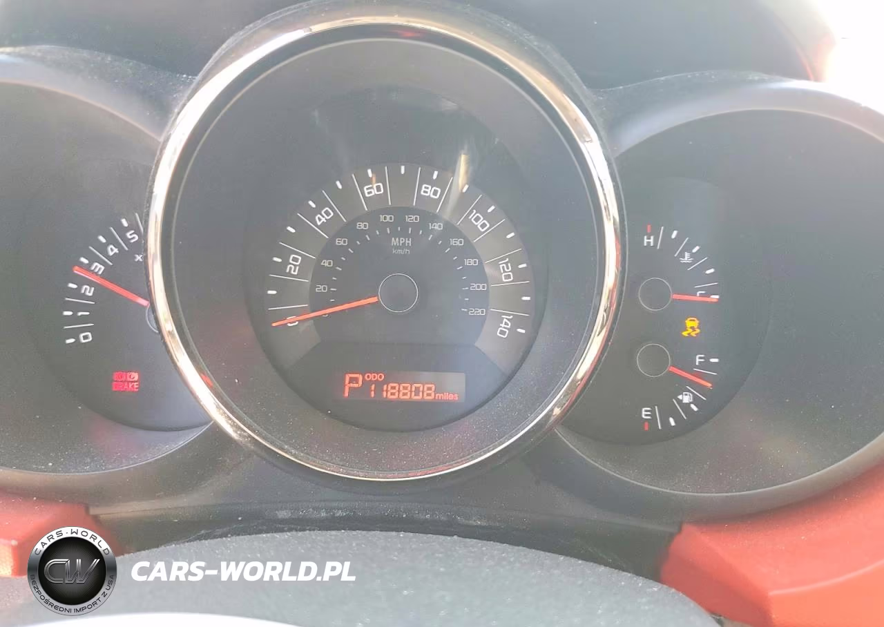 2011 Kia Soul Sport VIN:KNDJT2A22B7274320 - 9