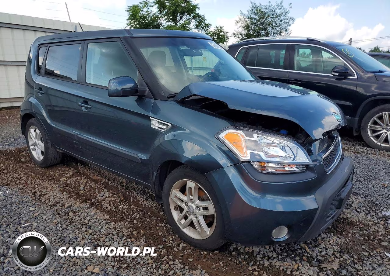 2011 Kia Soul + VIN:KNDJT2A25B7223118 - 4