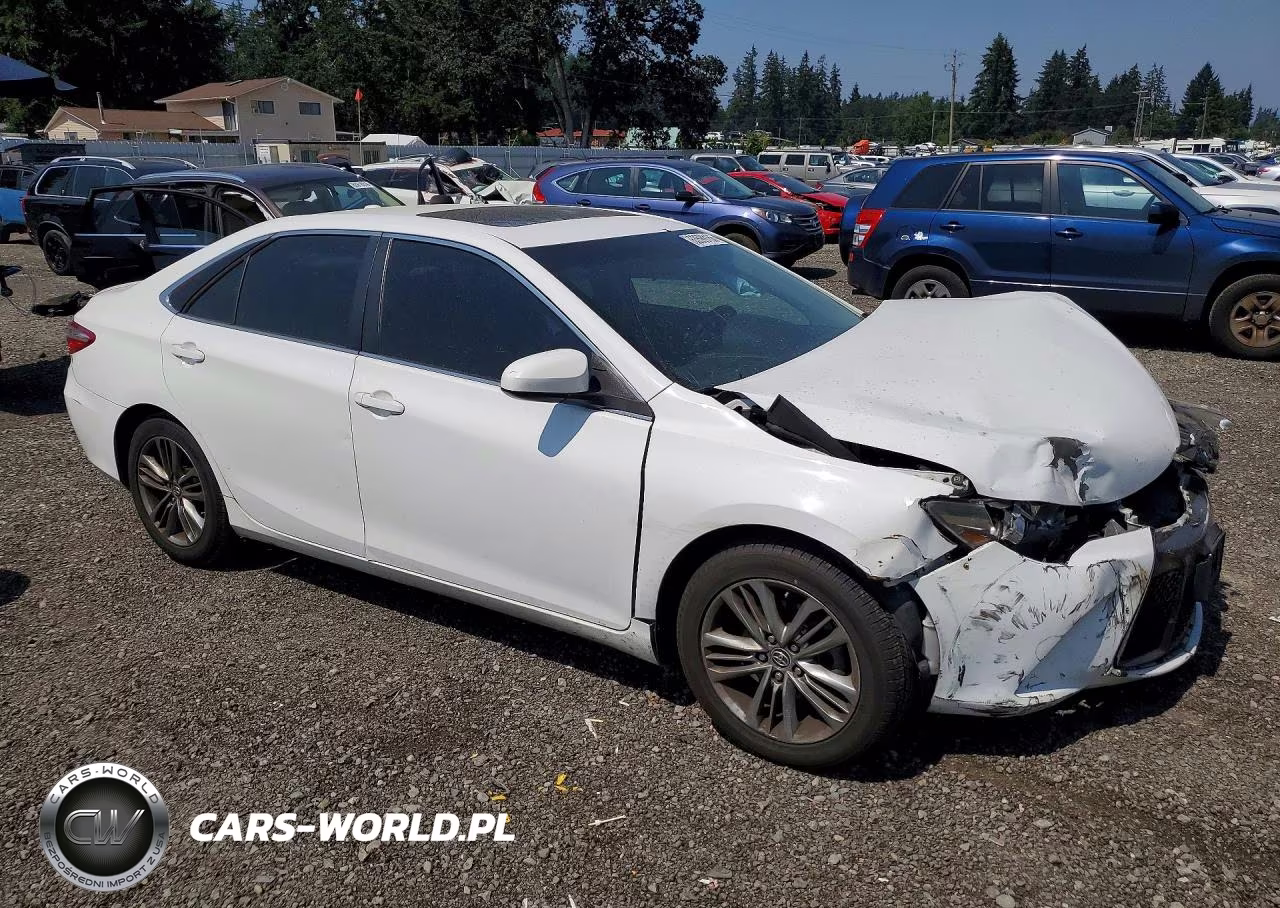 2016 Toyota Camry Se VIN:4T1BF1FK4GU153226 - 4