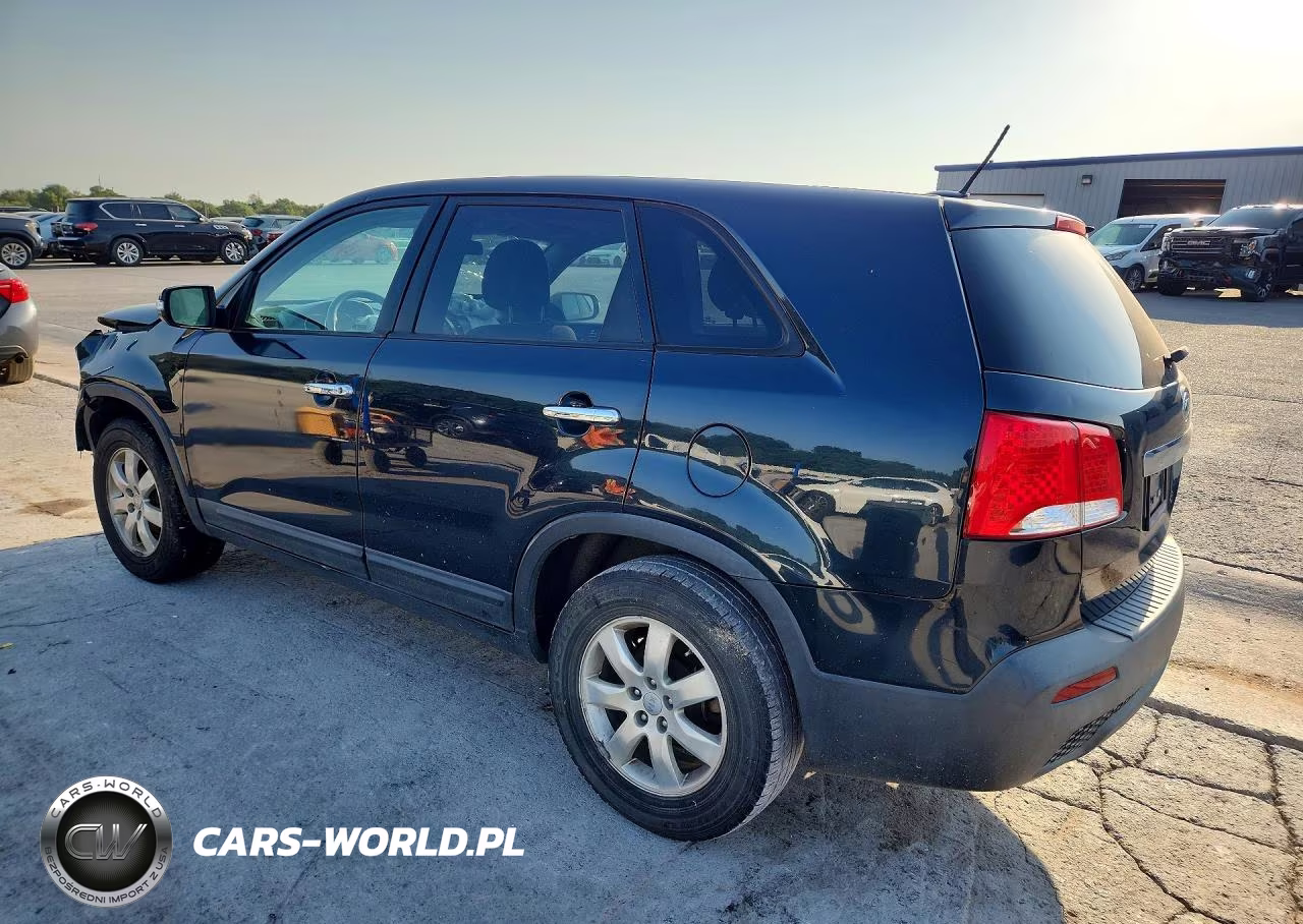 2013 Kia Sorento Lx VIN:5XYKT3A14DG325159 - 2